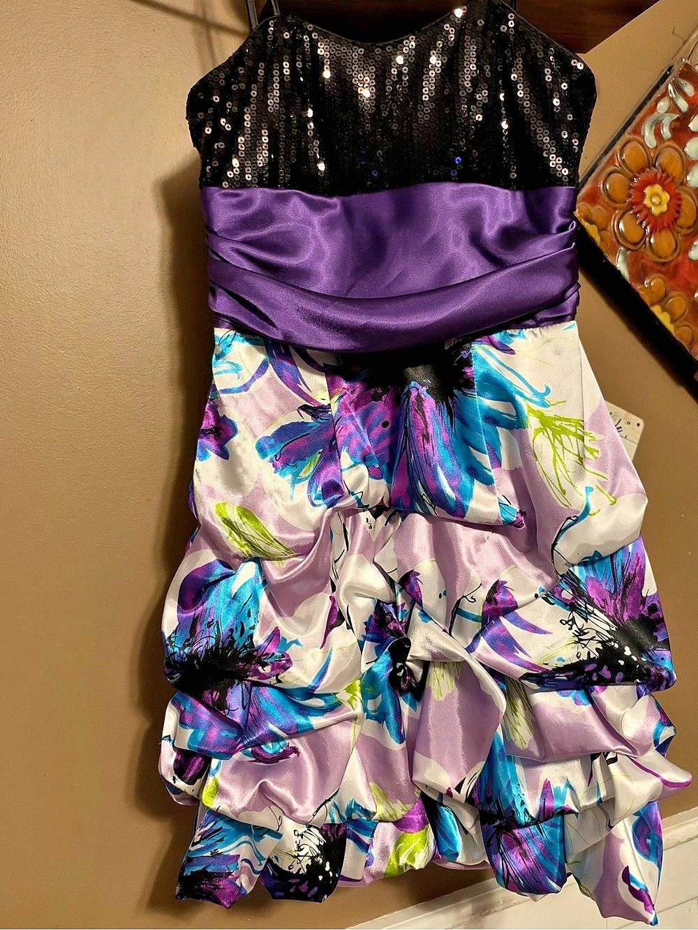 B. Darlin Style# SAE7145 Girls Floral Sequin Formal Dress Size 5/6